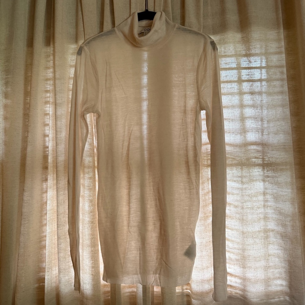 COS Cream 100% merino wool Turtleneck